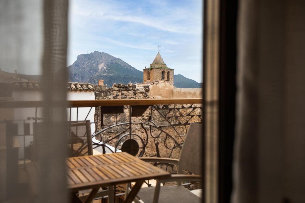 Hotel Poeta Jorge Manrique セグラ・デ・ラ・シエラ エクステリア 写真