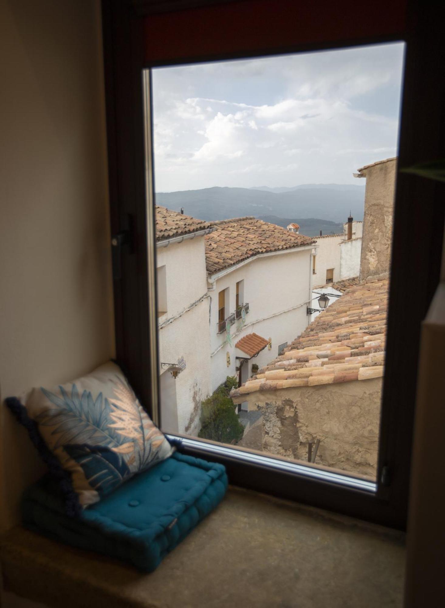 Hotel Poeta Jorge Manrique セグラ・デ・ラ・シエラ 部屋 写真